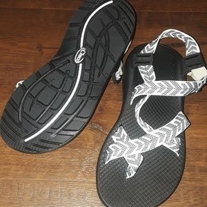 Black Z1 Chacos
